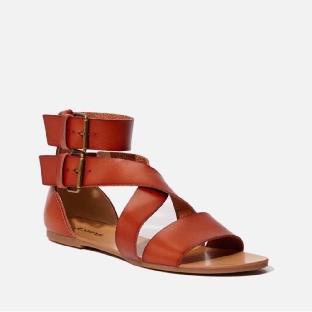 BRAND NEW!   JustFab Sandals   |  Never worn |   Perfect condition!  |  Size 8.5